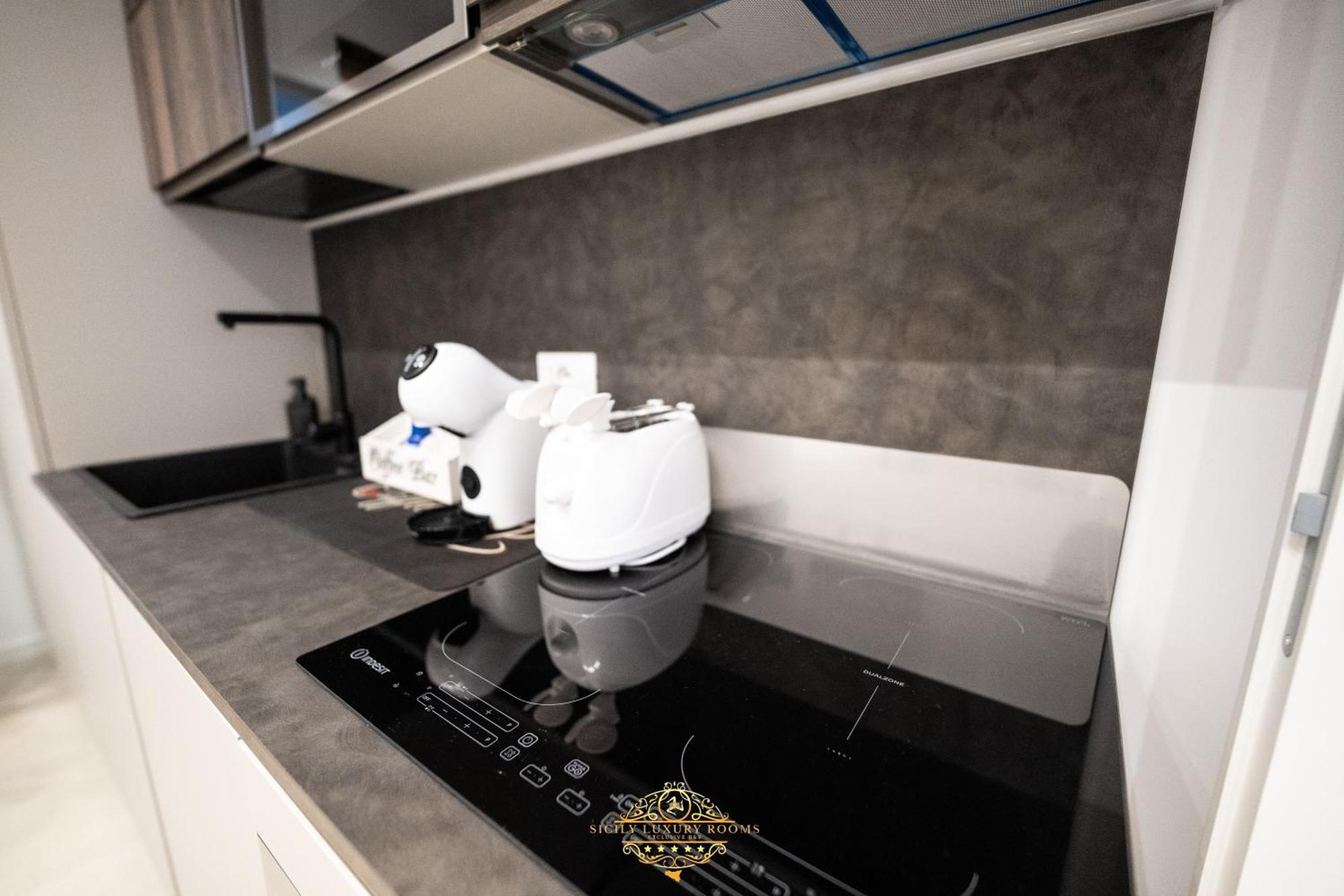 Sicily Luxury Rooms Palermo Exteriör bild